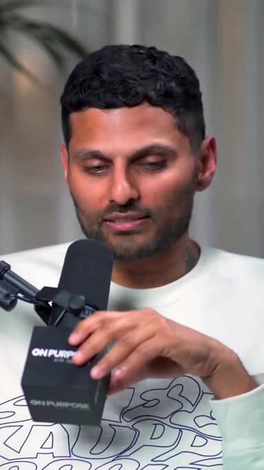 Tom — ตัวอย่างคลิปแนวตั้ง 2